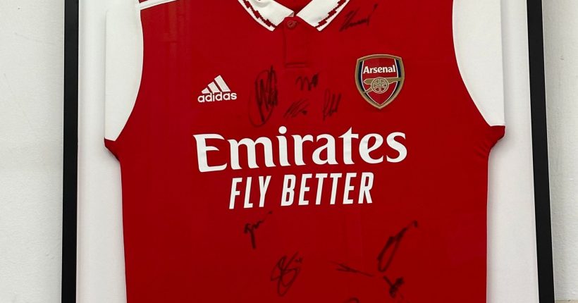 Arsenal shirt frame